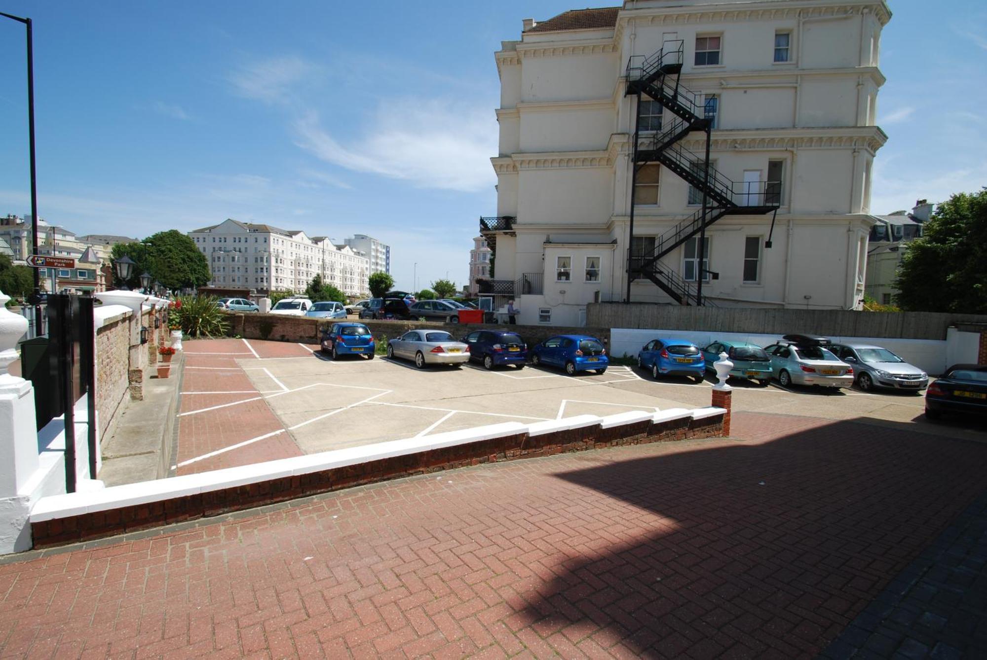 Devonshire Park Hotel Eastbourne Exterior photo
